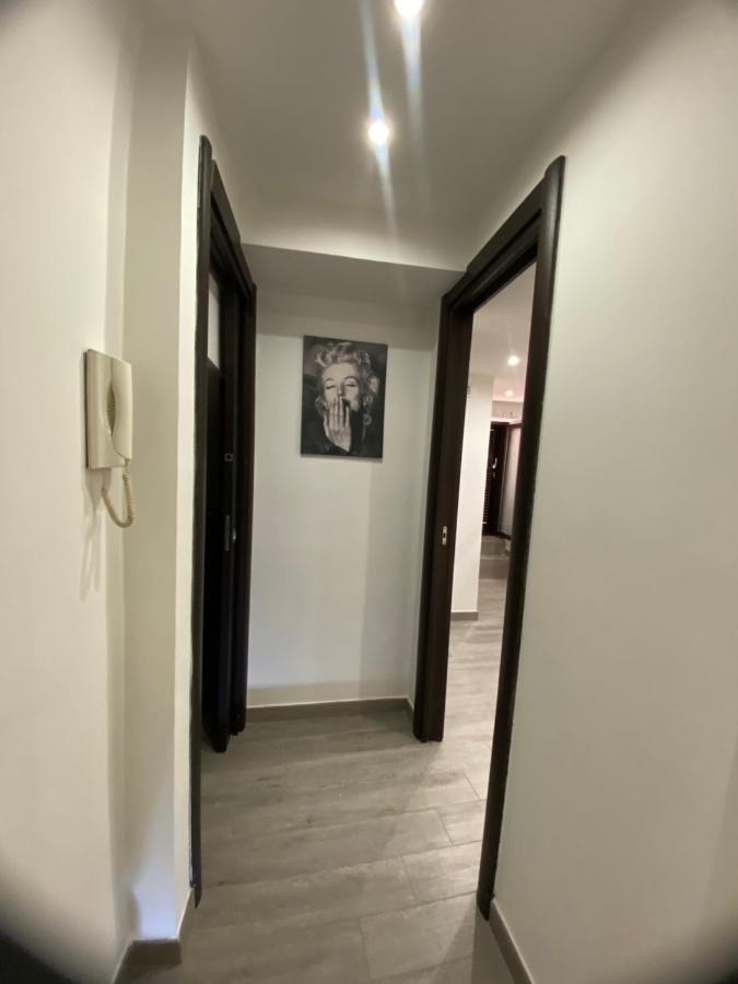 Daly Home Intero Appartamento Mugnano di Napoli Bagian luar foto