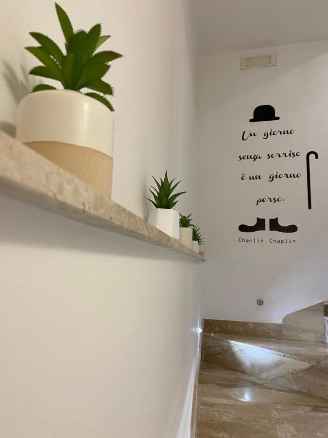 Daly Home Intero Appartamento Mugnano di Napoli Bagian luar foto