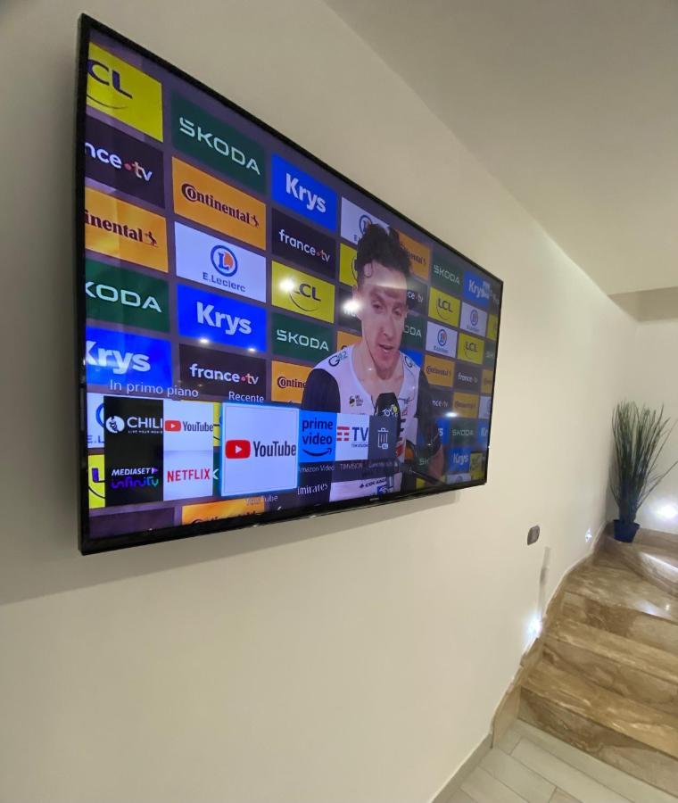 Daly Home Intero Appartamento Mugnano di Napoli Bagian luar foto