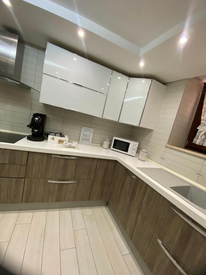 Daly Home Intero Appartamento Mugnano di Napoli Bagian luar foto
