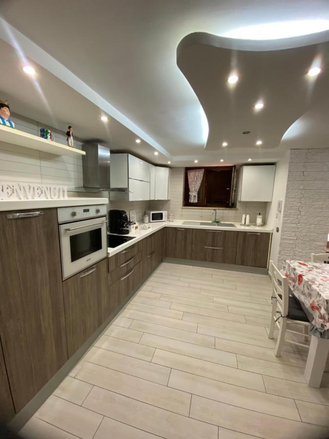 Daly Home Intero Appartamento Mugnano di Napoli Bagian luar foto