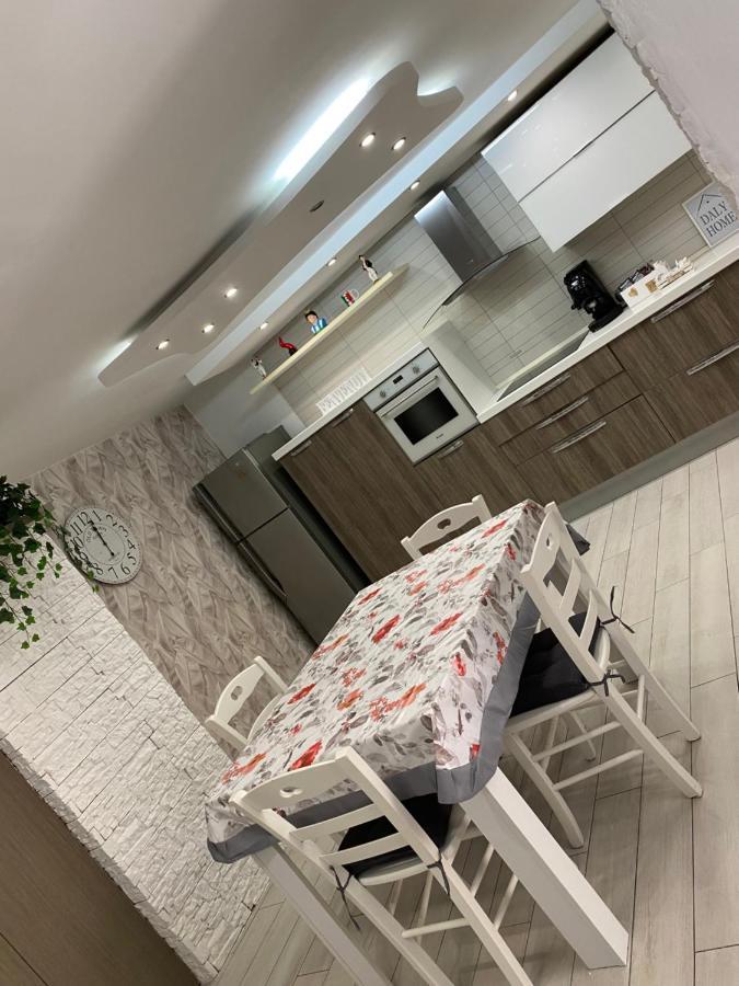 Daly Home Intero Appartamento Mugnano di Napoli Bagian luar foto