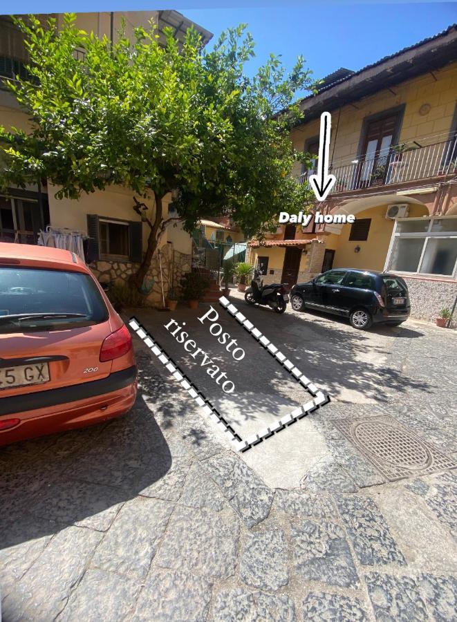 Daly Home Intero Appartamento Mugnano di Napoli Bagian luar foto