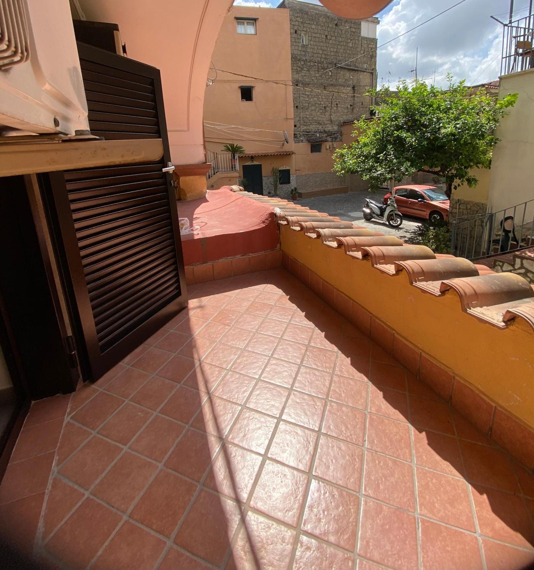 Daly Home Intero Appartamento Mugnano di Napoli Bagian luar foto